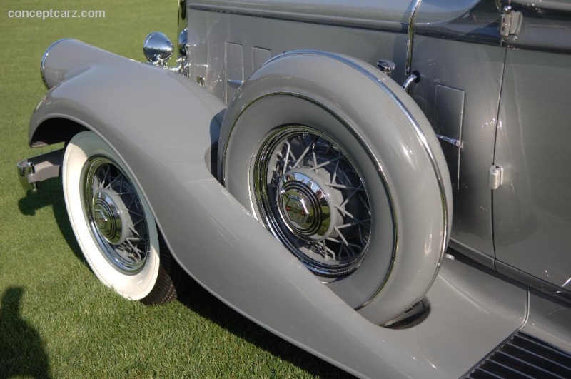 1933 Pierce-Arrow Model 836